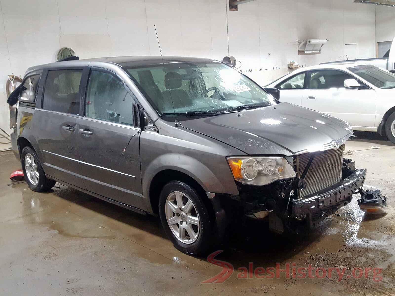 1C4HJXFG3JW118524 2010 CHRYSLER MINIVAN