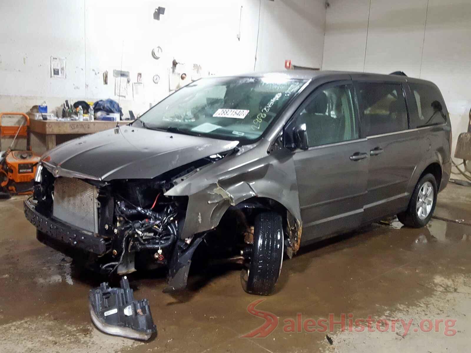 1C4HJXFG3JW118524 2010 CHRYSLER MINIVAN