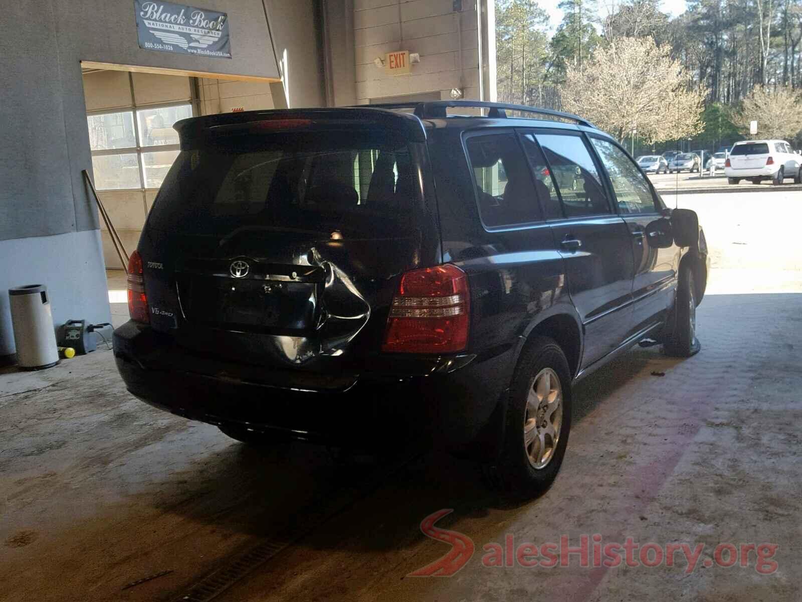 JTMZFREV9JJ157097 2002 TOYOTA HIGHLANDER