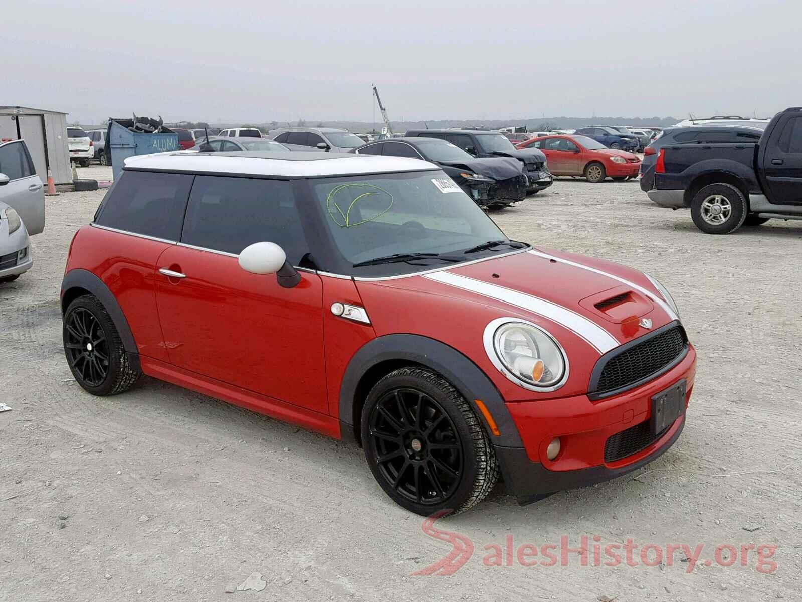 3N1CN7AP1GL914437 2009 MINI COOPER