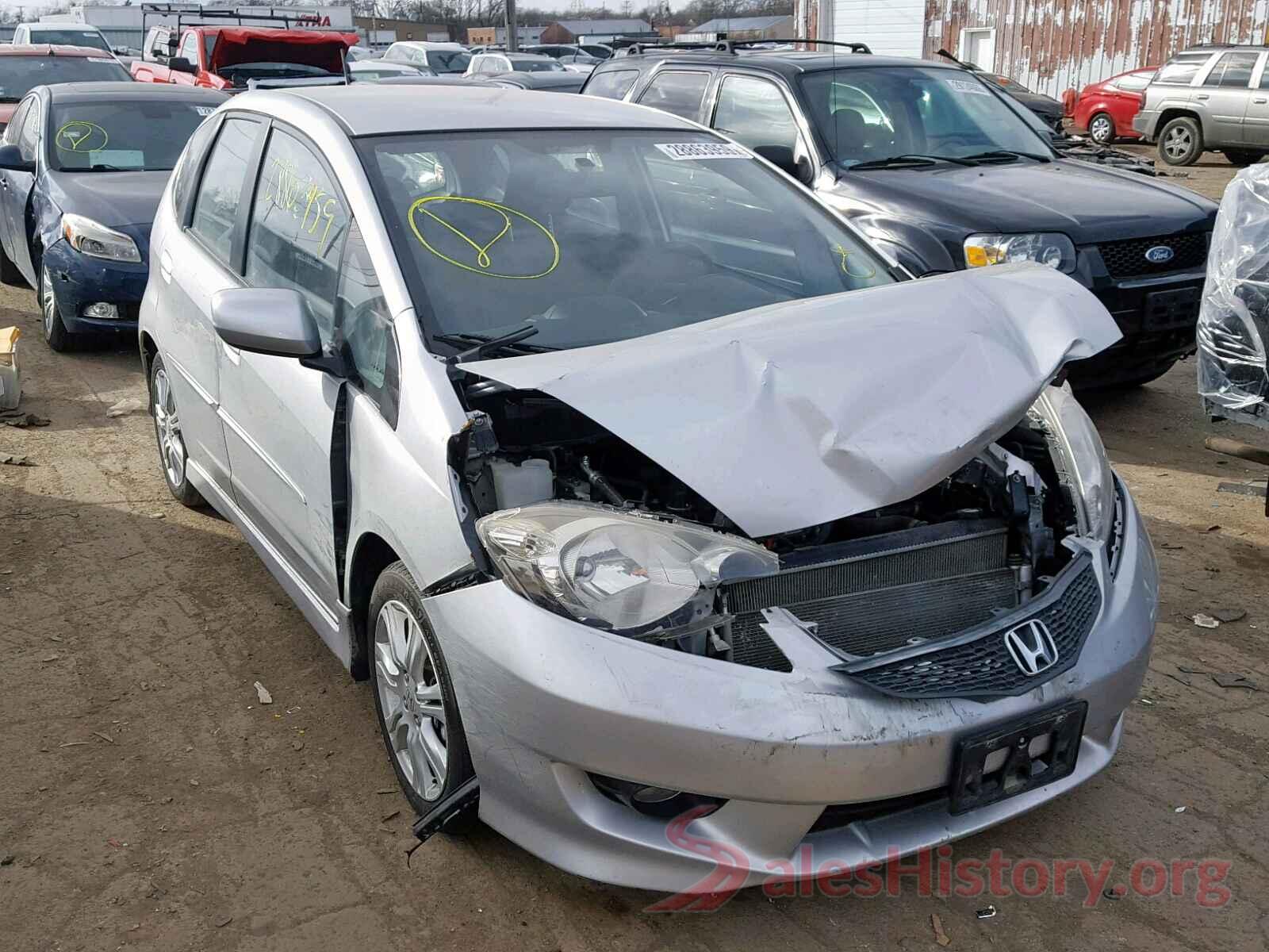 JHMGE8H5XBC003180 2011 HONDA FIT SPORT