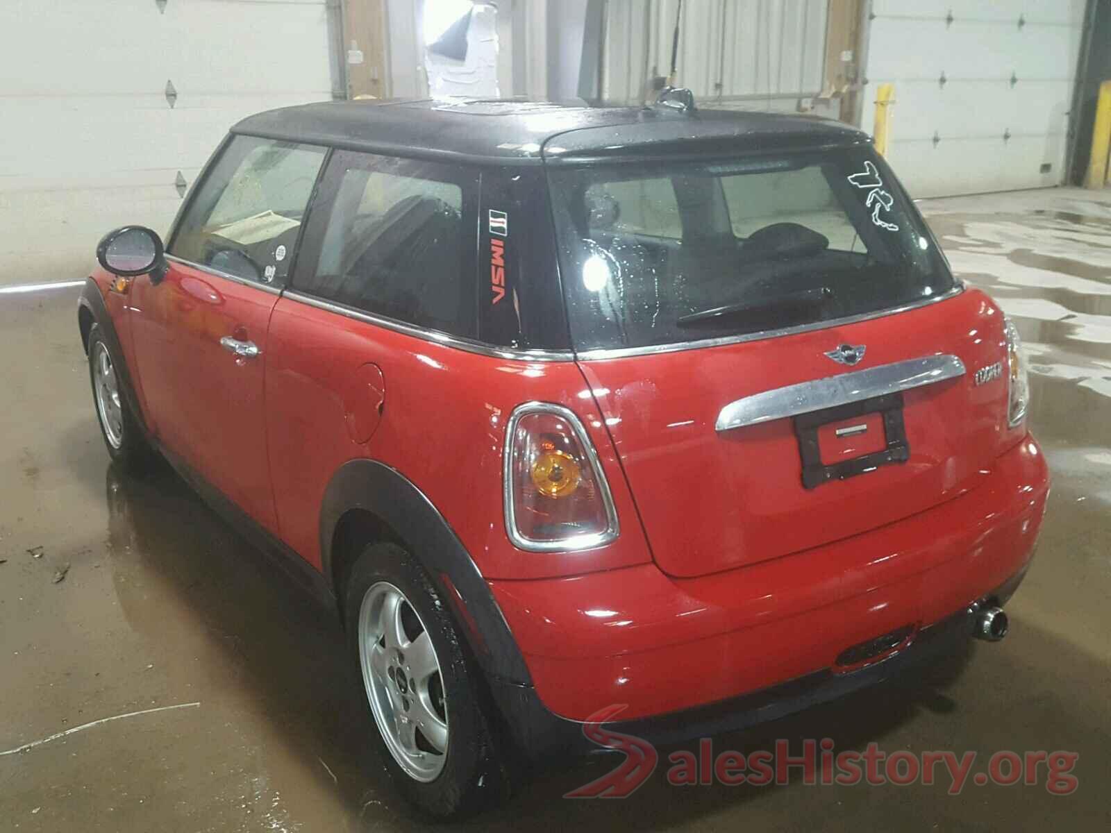 4T1B11HKXKU196702 2010 MINI COOPER