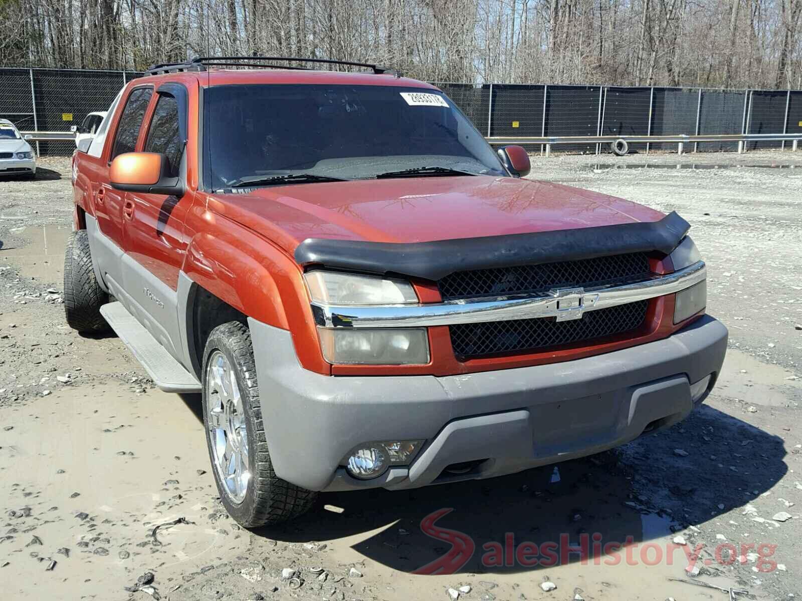 1HGCV1F56JA119868 2002 CHEVROLET AVALANCHE