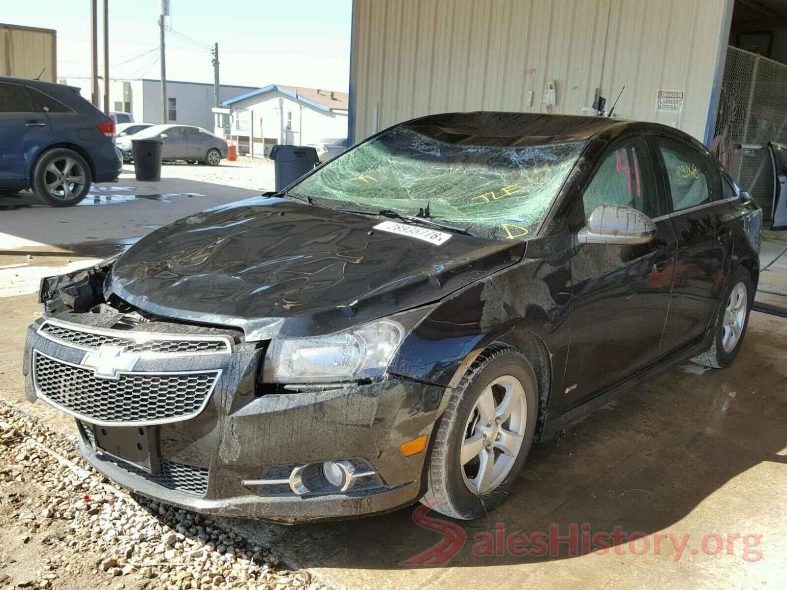 KNDJP3AE2H7022306 2011 CHEVROLET CRUZE