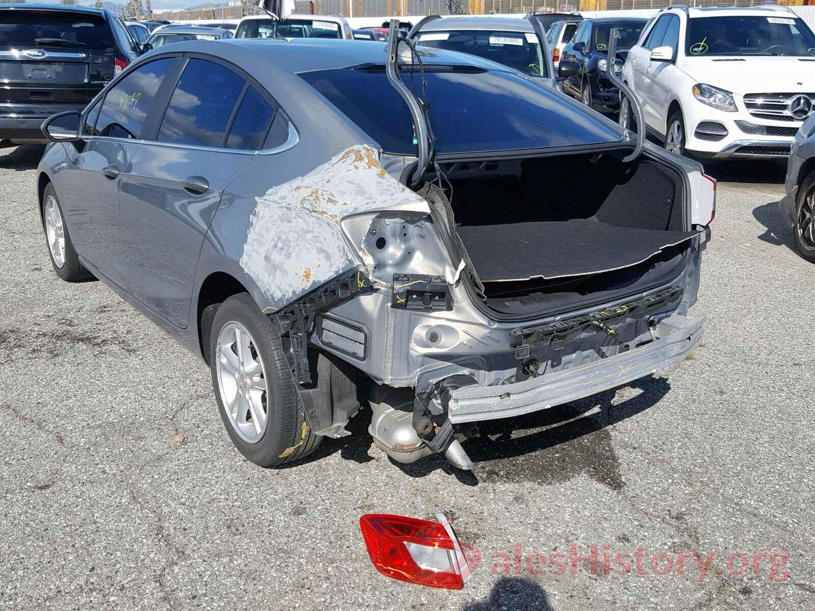 1GNSCHKC7KR367618 2017 CHEVROLET CRUZE