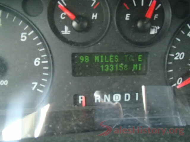 1HGCR2F12HA160452 2004 FORD TAURUS