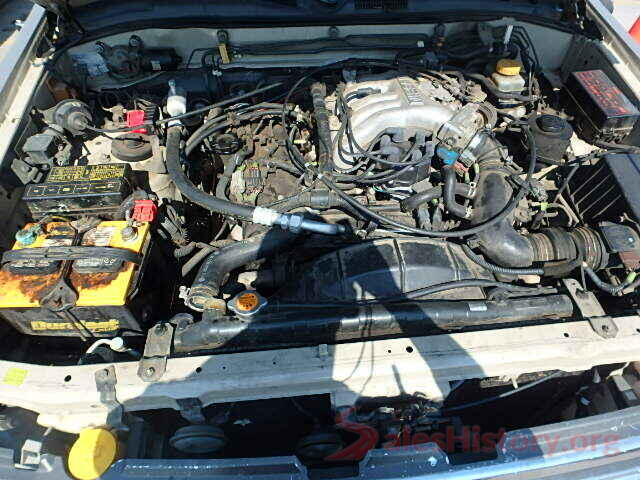 3N1AB7AP2KY405596 1999 NISSAN PATHFINDER