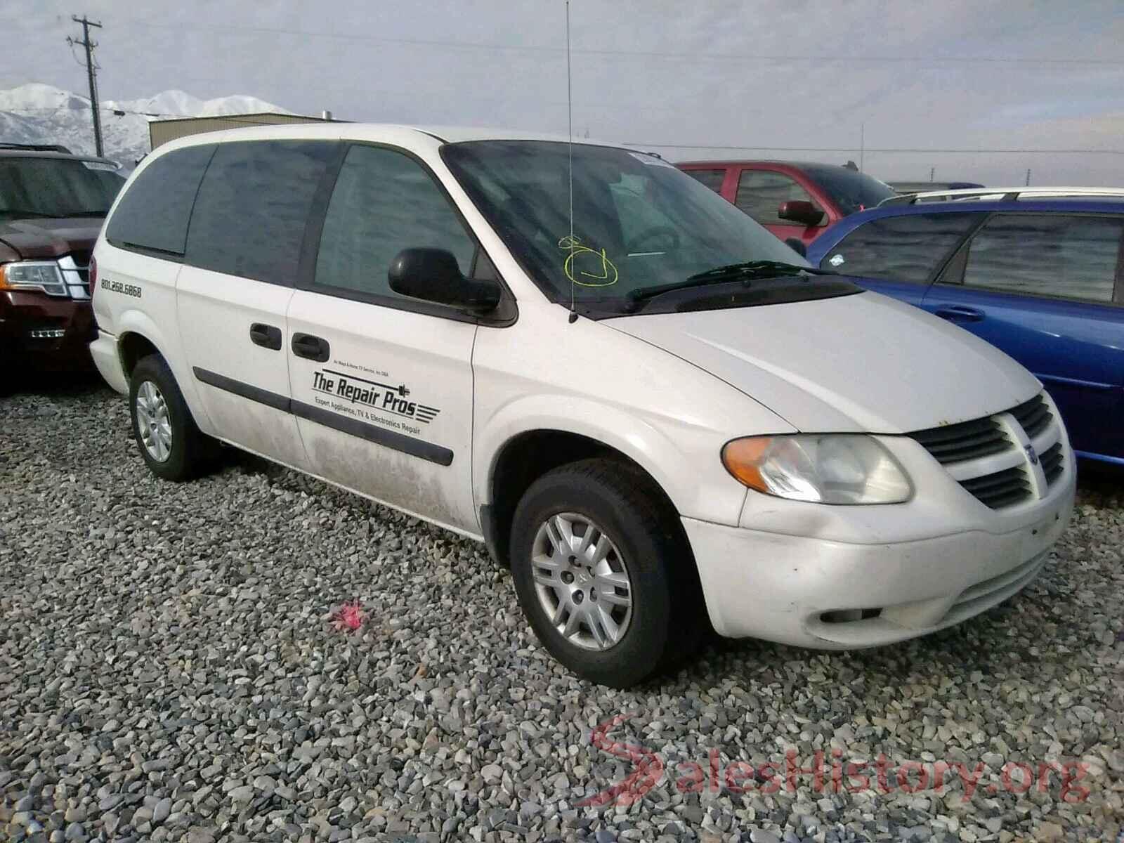 5XYPG4A37JG377821 2005 DODGE CARAVAN