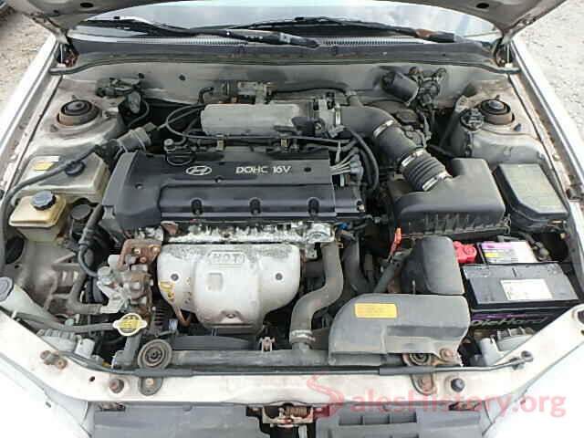 5NPE34AF5HH568640 2000 HYUNDAI ELANTRA