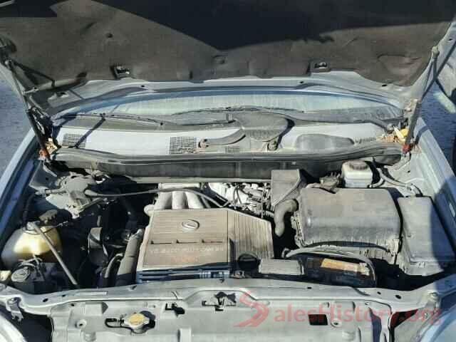 3MYDLBYV7JY308845 2001 LEXUS RX300