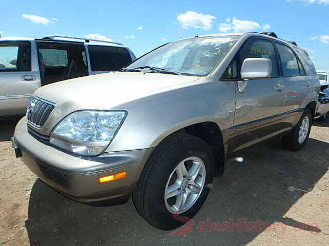 JN1BJ1CV0LW276041 2001 LEXUS RX300