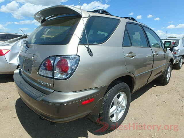 JN1BJ1CV0LW276041 2001 LEXUS RX300