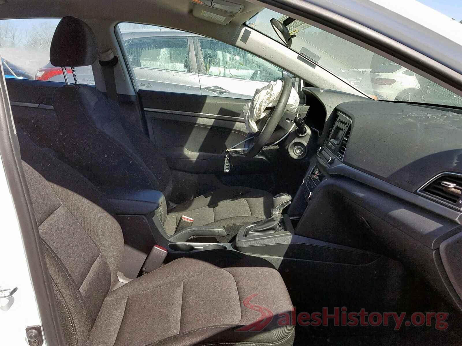 5XXGT4L34JG235200 2018 HYUNDAI ELANTRA