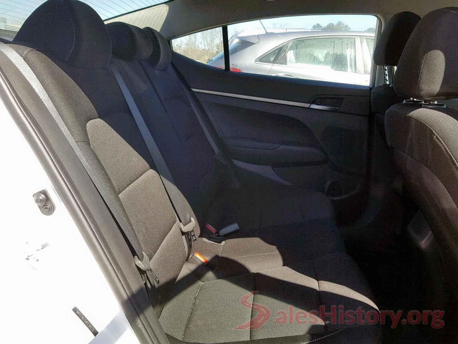 5XXGT4L34JG235200 2018 HYUNDAI ELANTRA