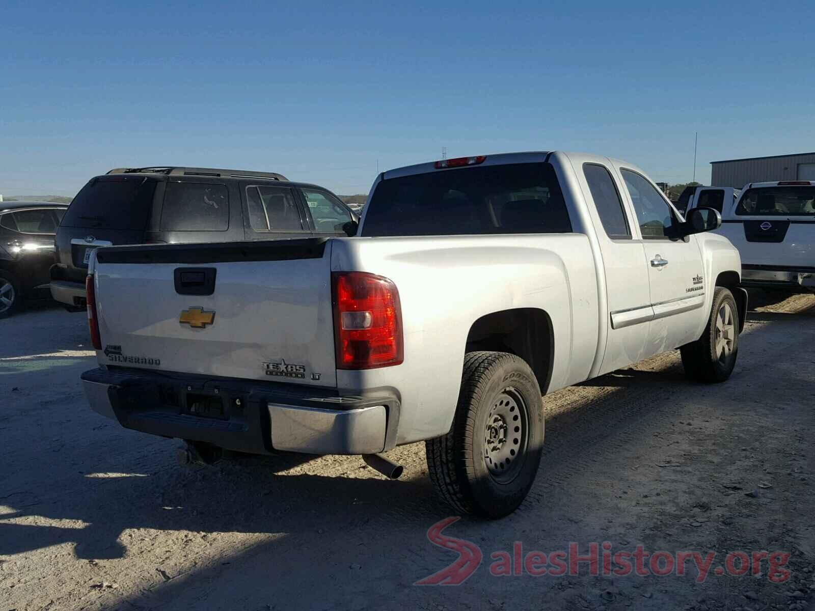 JN8AT2MVXHW279015 2012 CHEVROLET SILVERADO