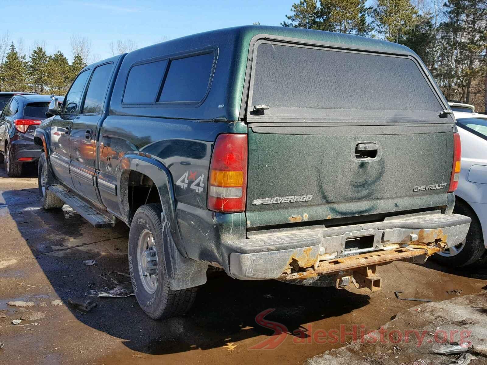 KNDCB3LC2J5133233 2001 CHEVROLET SILVERADO