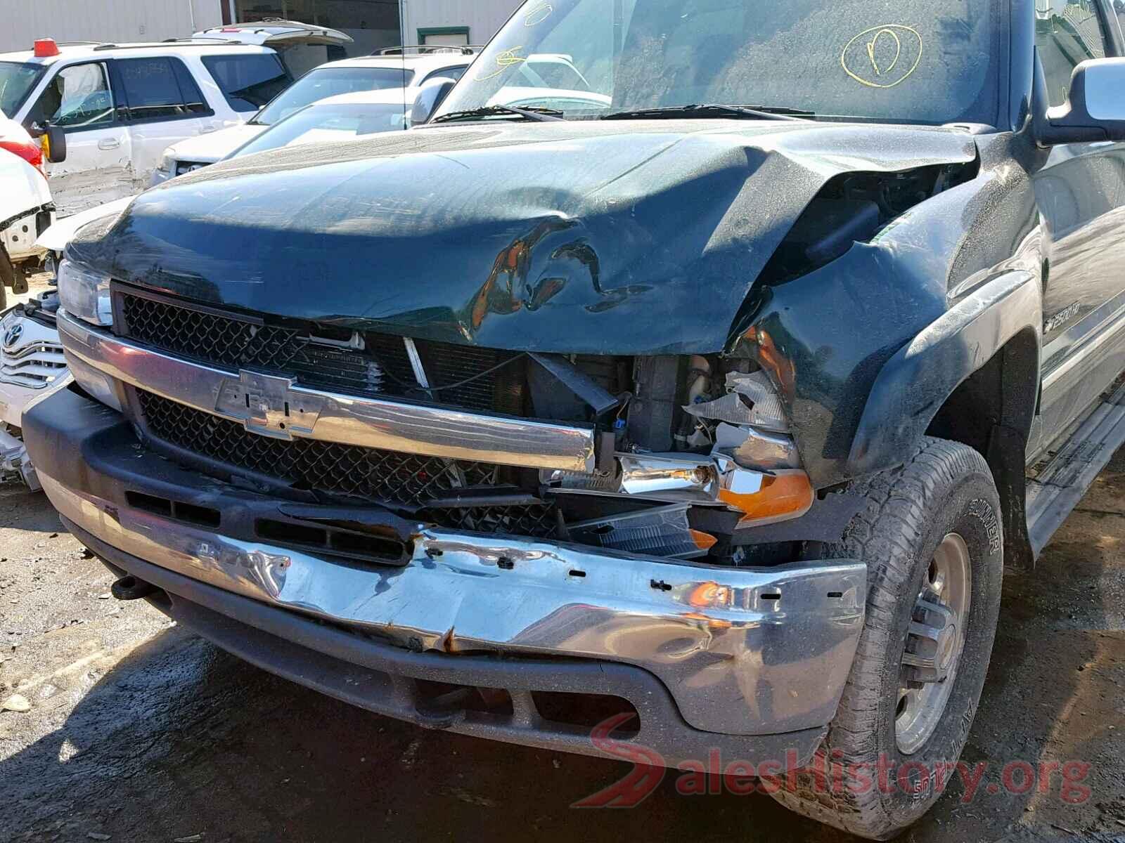 KNDCB3LC2J5133233 2001 CHEVROLET SILVERADO