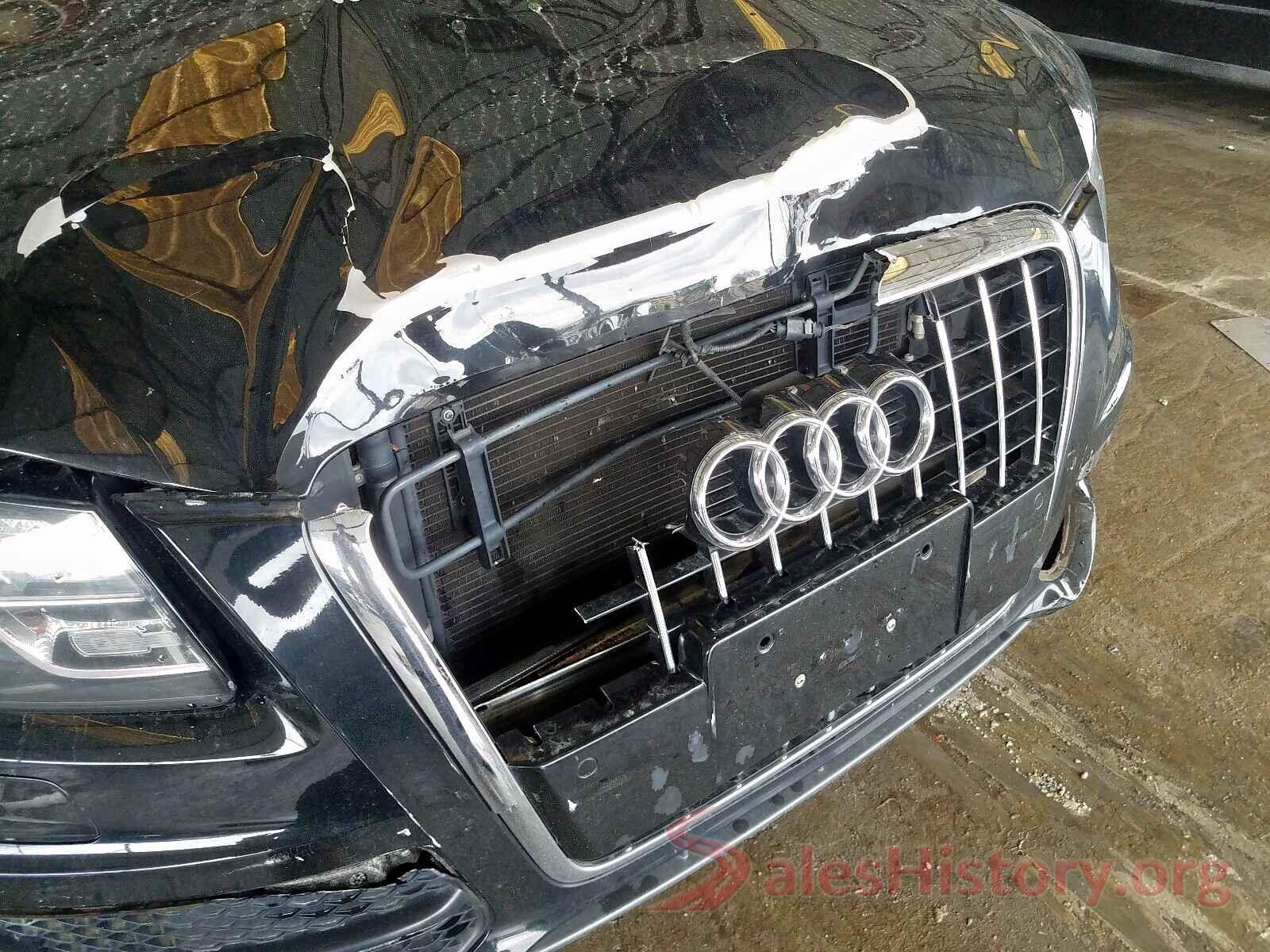 5FNYF5H78GB038636 2011 AUDI Q5