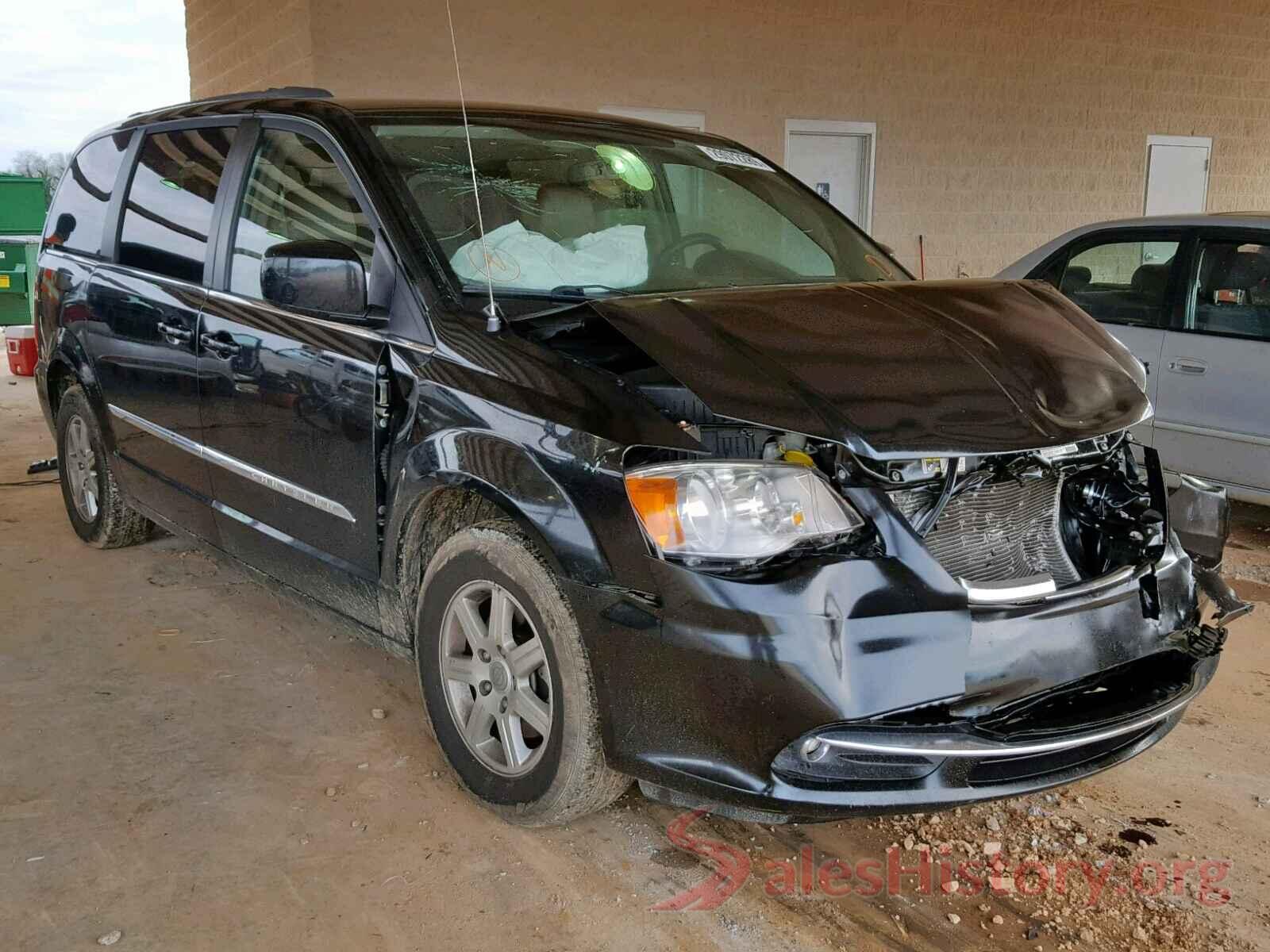 2C4RDGEG3HR637217 2013 CHRYSLER TOWN & COU