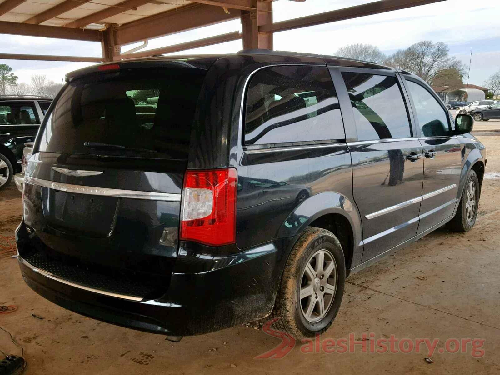 2C4RDGEG3HR637217 2013 CHRYSLER TOWN & COU