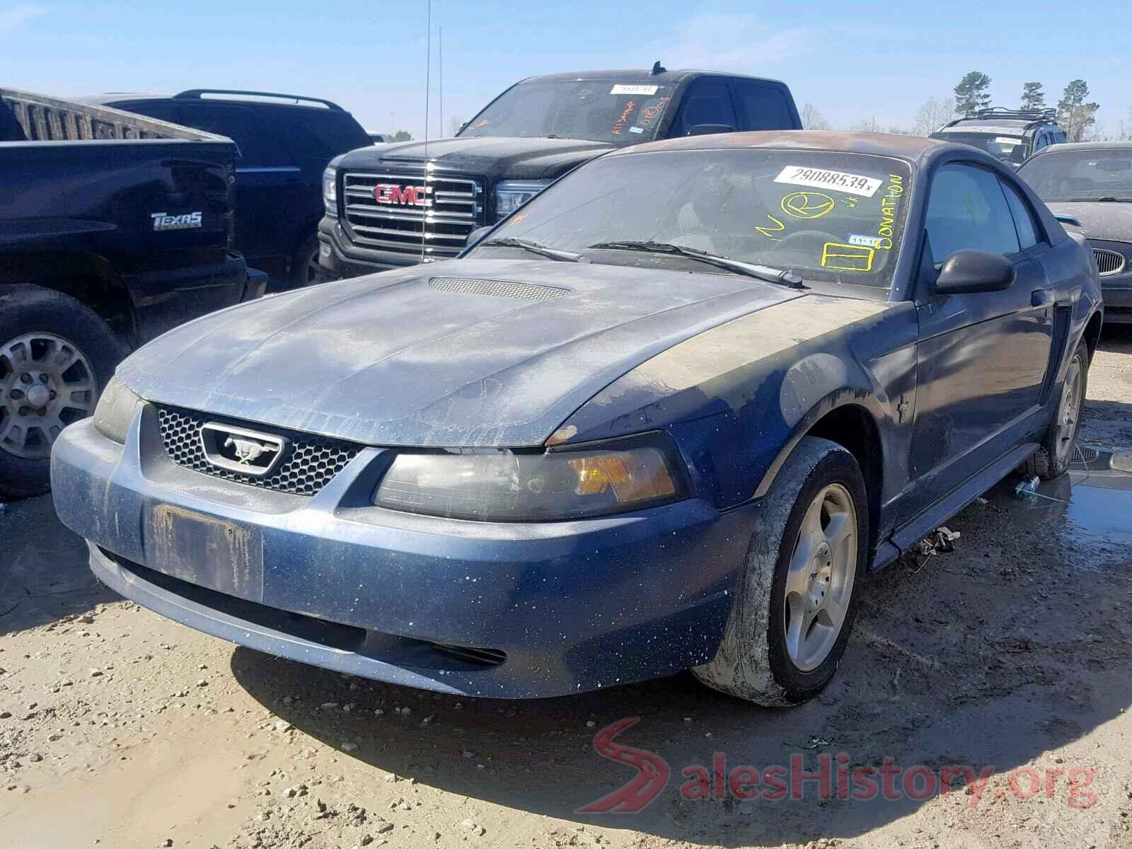 1HGCV1F31JA262211 2000 FORD MUSTANG