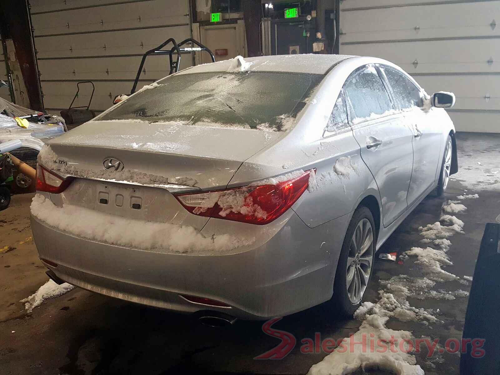 5YFBURHE2GP565688 2011 HYUNDAI SONATA