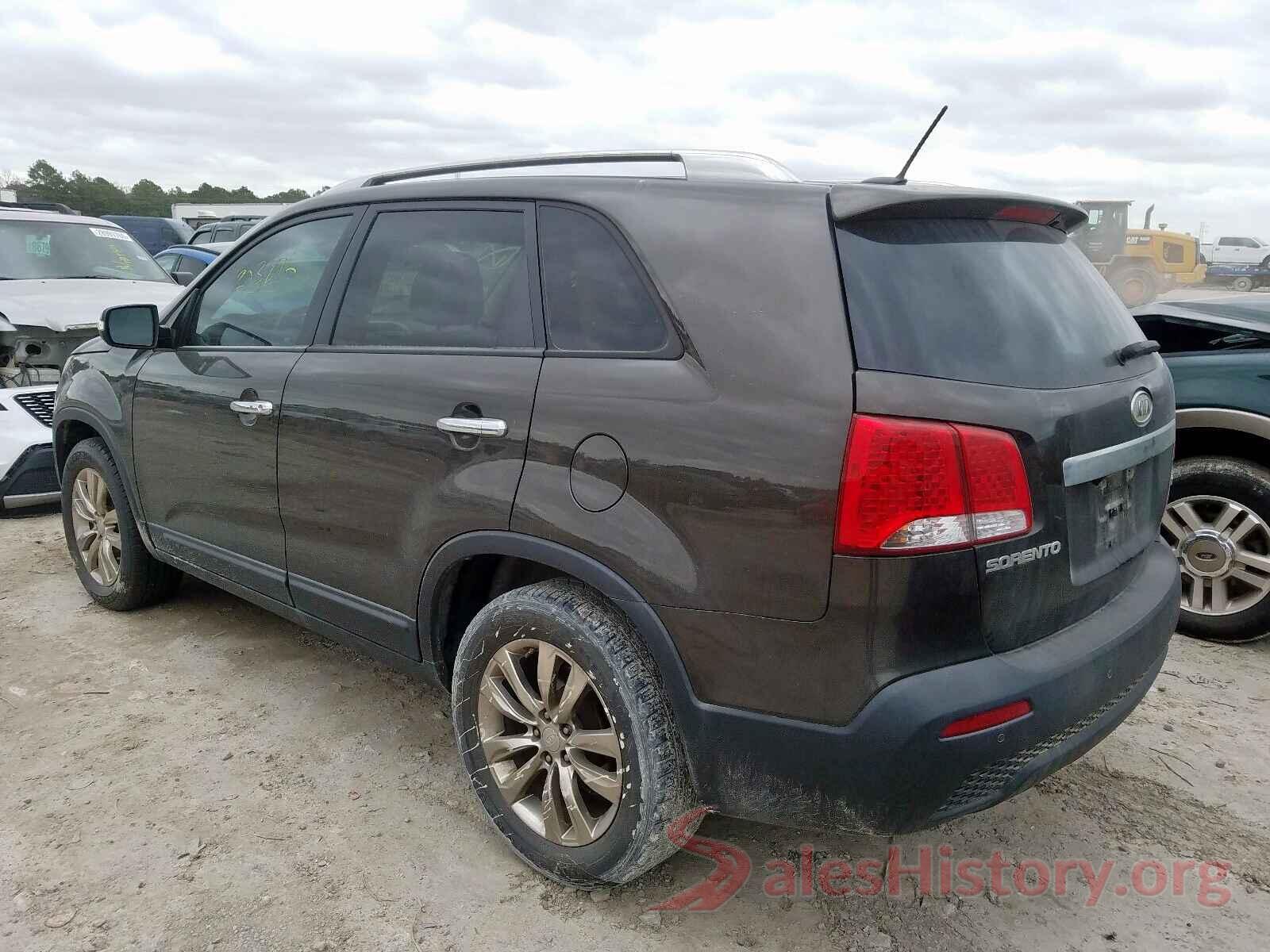 JTNKARJE0HJ534136 2011 KIA SORENTO EX