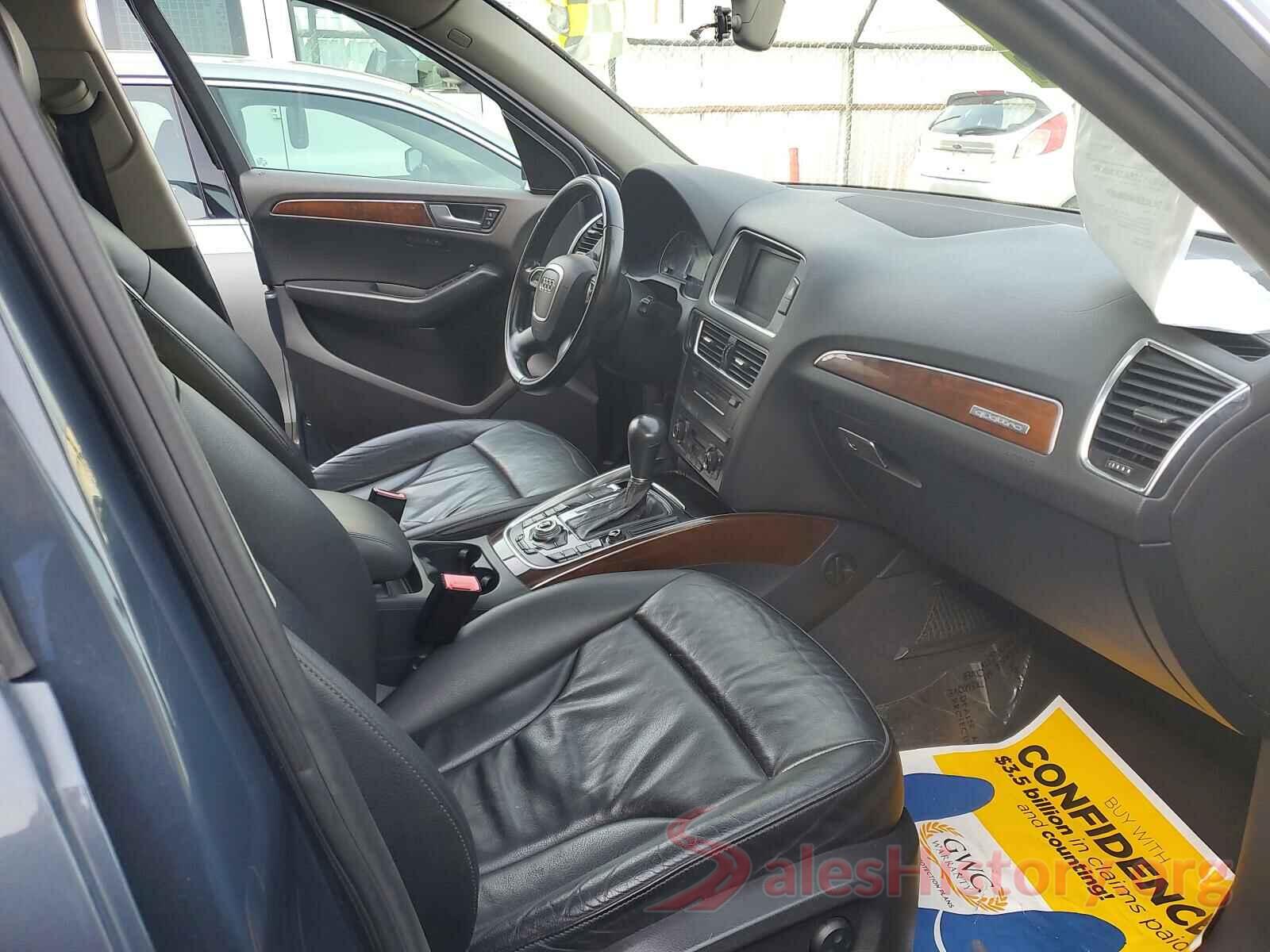 1C4RJECG8JC141554 2011 AUDI Q5