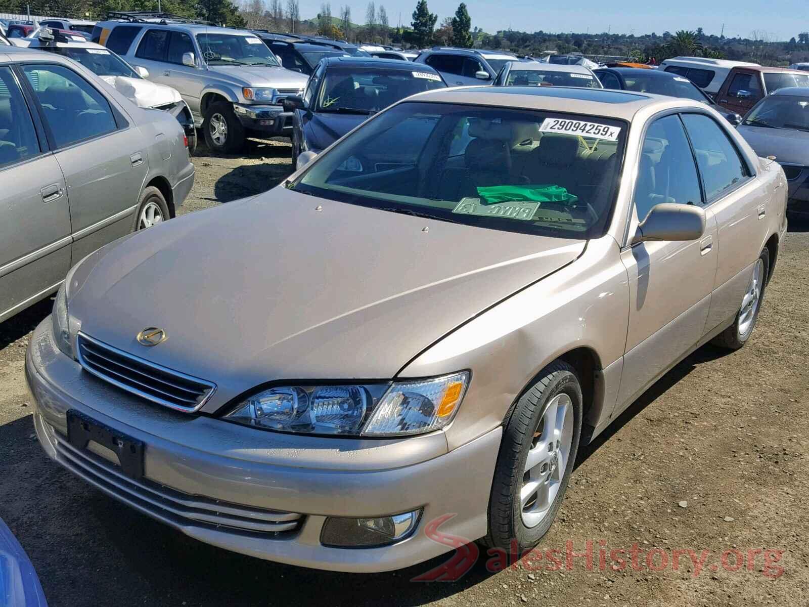 5N1AZ2MH5GN136395 2001 LEXUS ES300