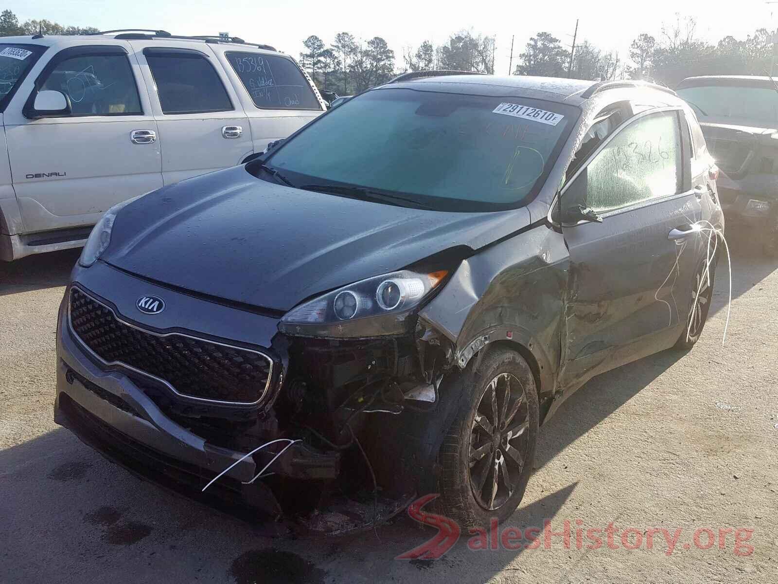 JM3KFBCMXK1677918 2018 KIA SPORTAGE