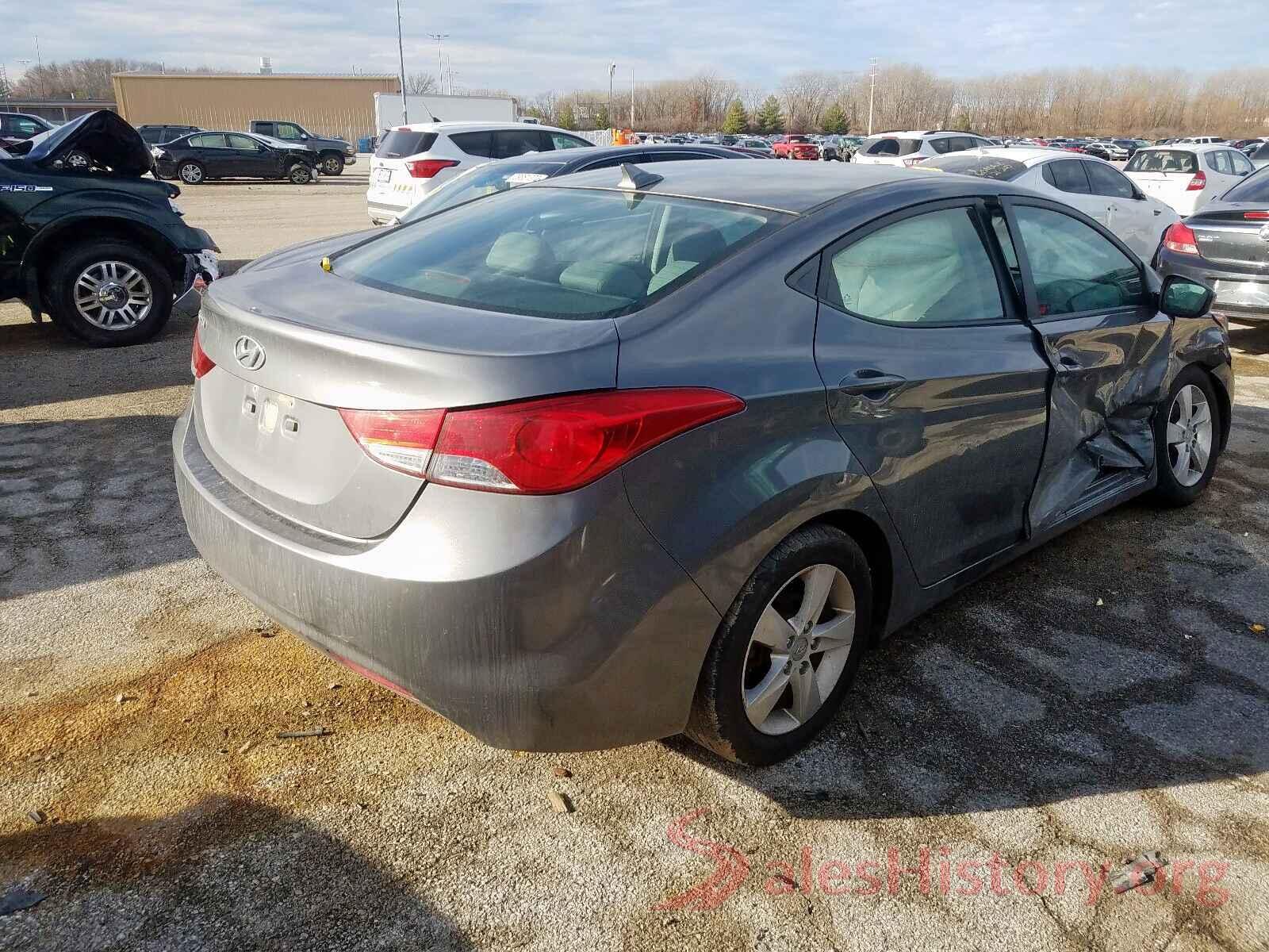 5YFBURHE1HP672586 2013 HYUNDAI ELANTRA