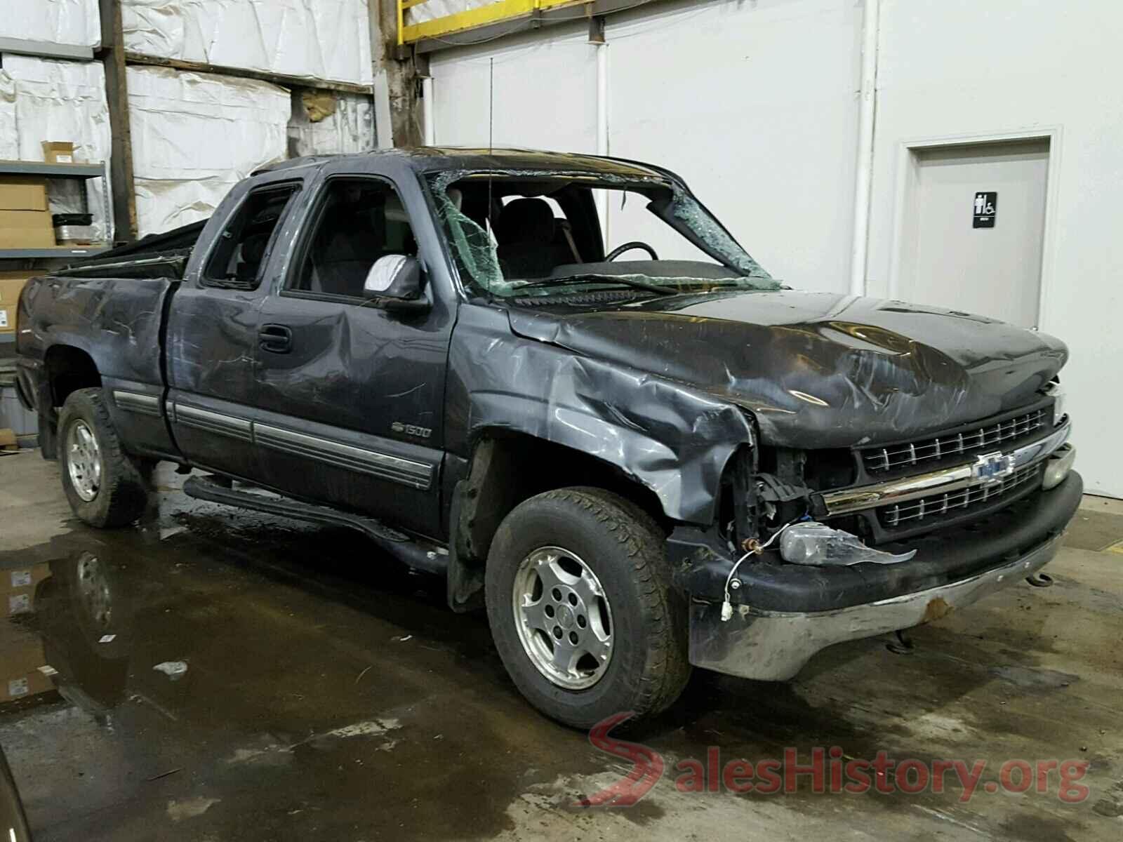 1HGCV1F60JA047526 2001 CHEVROLET SILVERADO