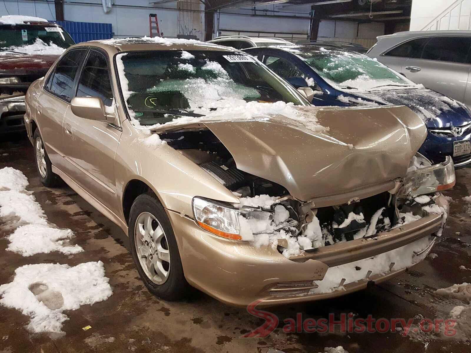 KMHD74LF2JU475370 2001 HONDA ACCORD