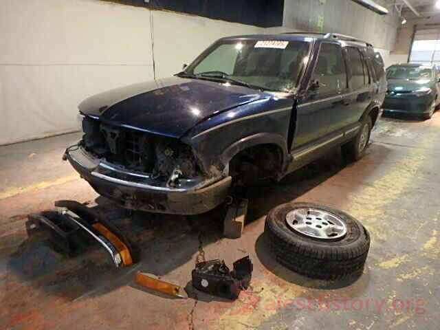 1FTEW1EG3JFE04165 2001 CHEVROLET BLAZER