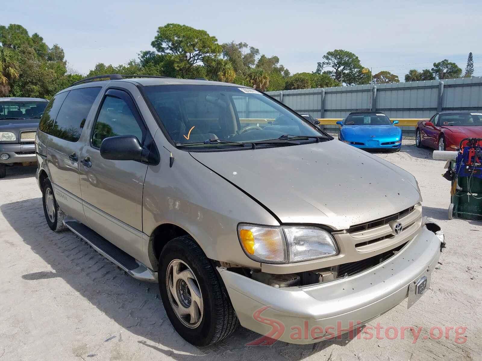 YV4A22PKXK1448127 2000 TOYOTA SIENNA