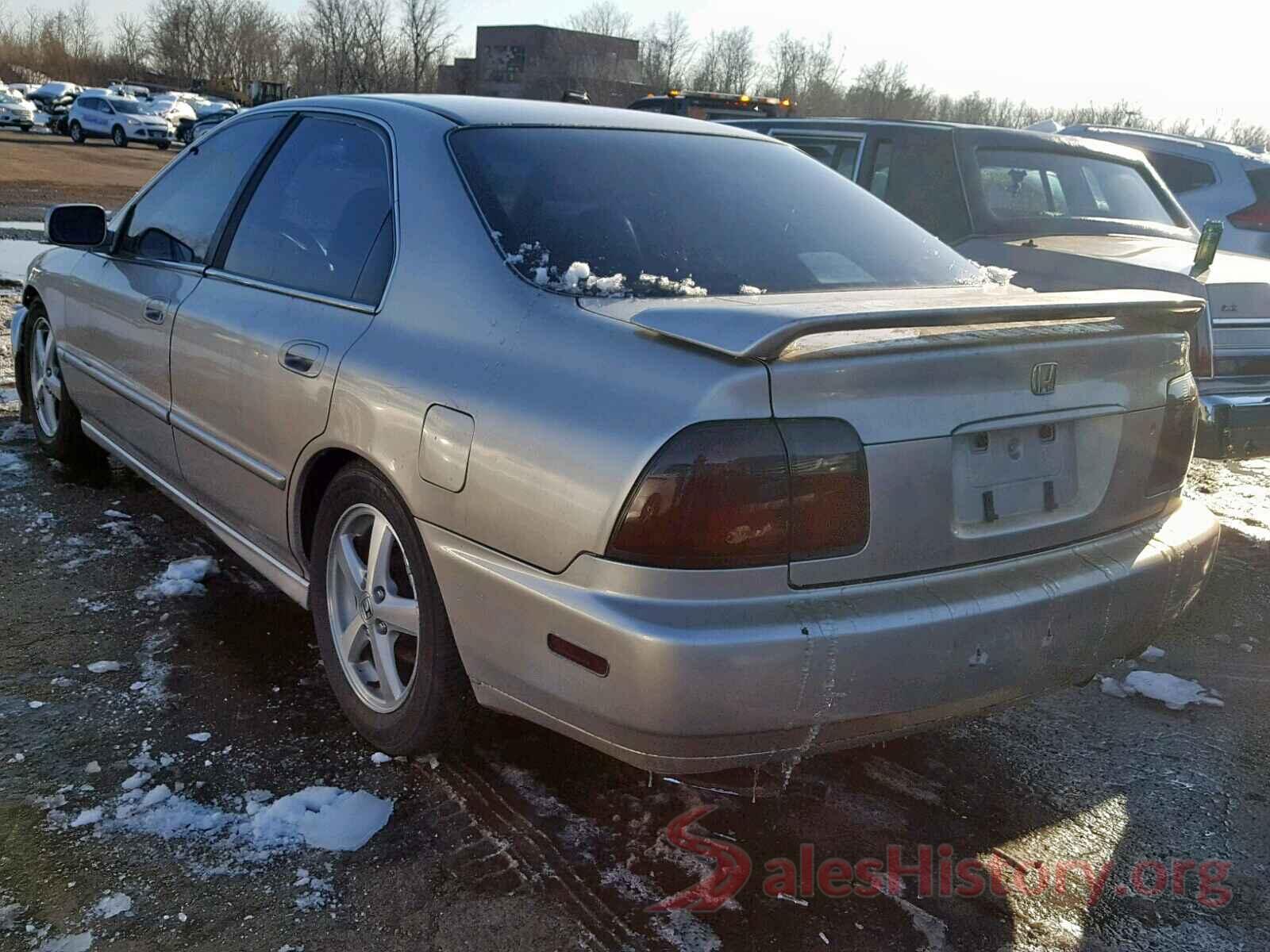 5XYPG4A31KG582259 1996 HONDA ACCORD EX