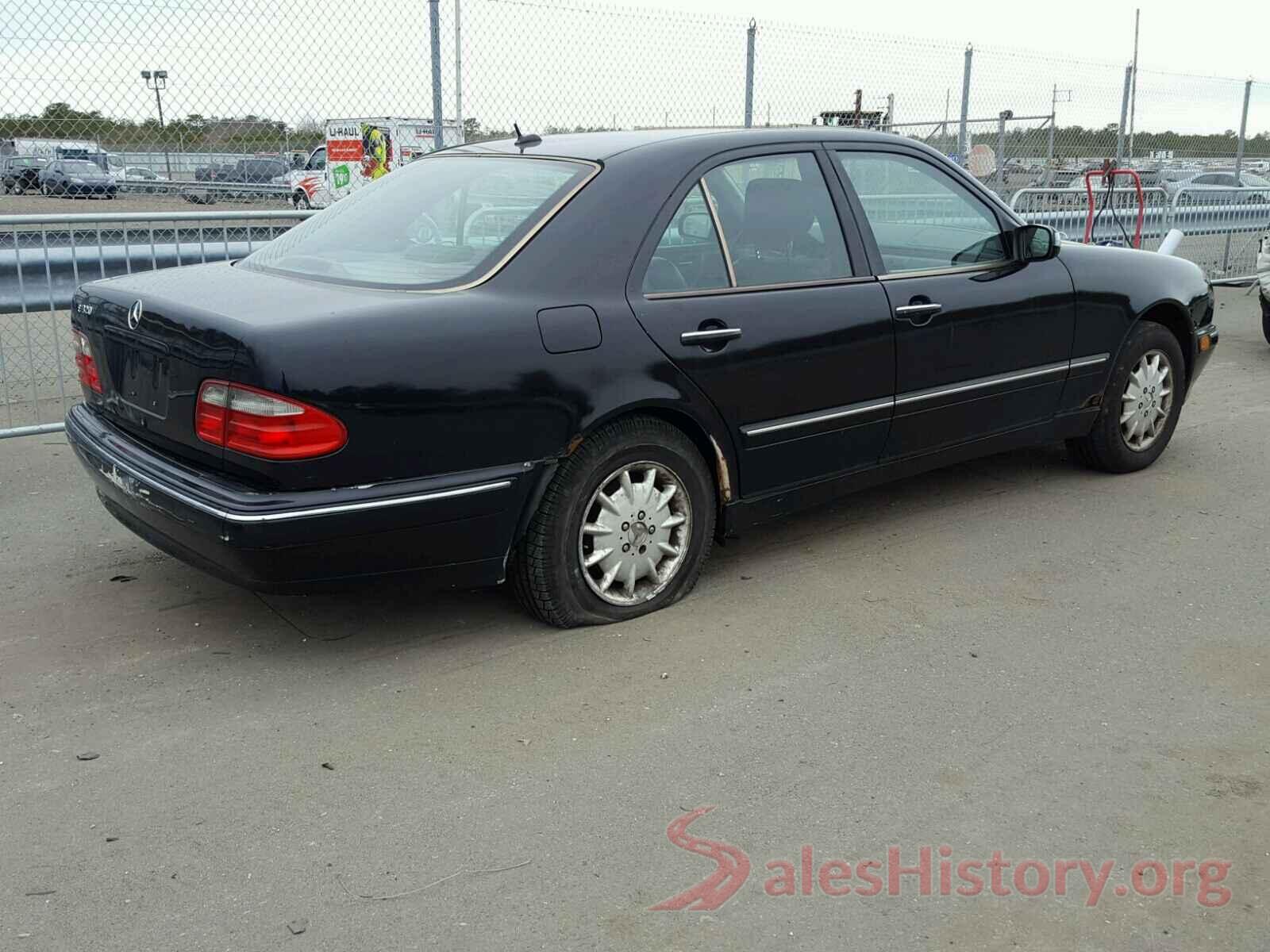 WDBJF65J51B298489 2001 MERCEDES-BENZ E300