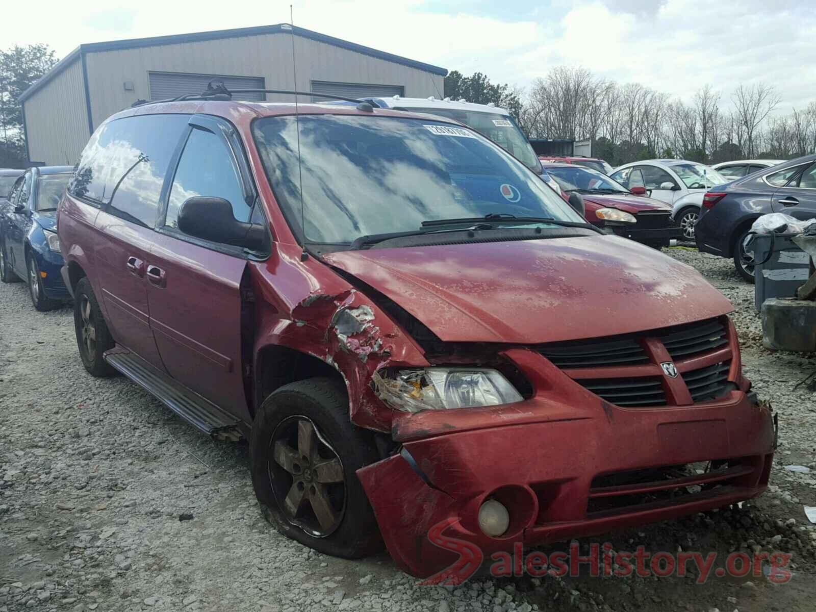 5XXGT4L3XKG297363 2005 DODGE CARAVAN