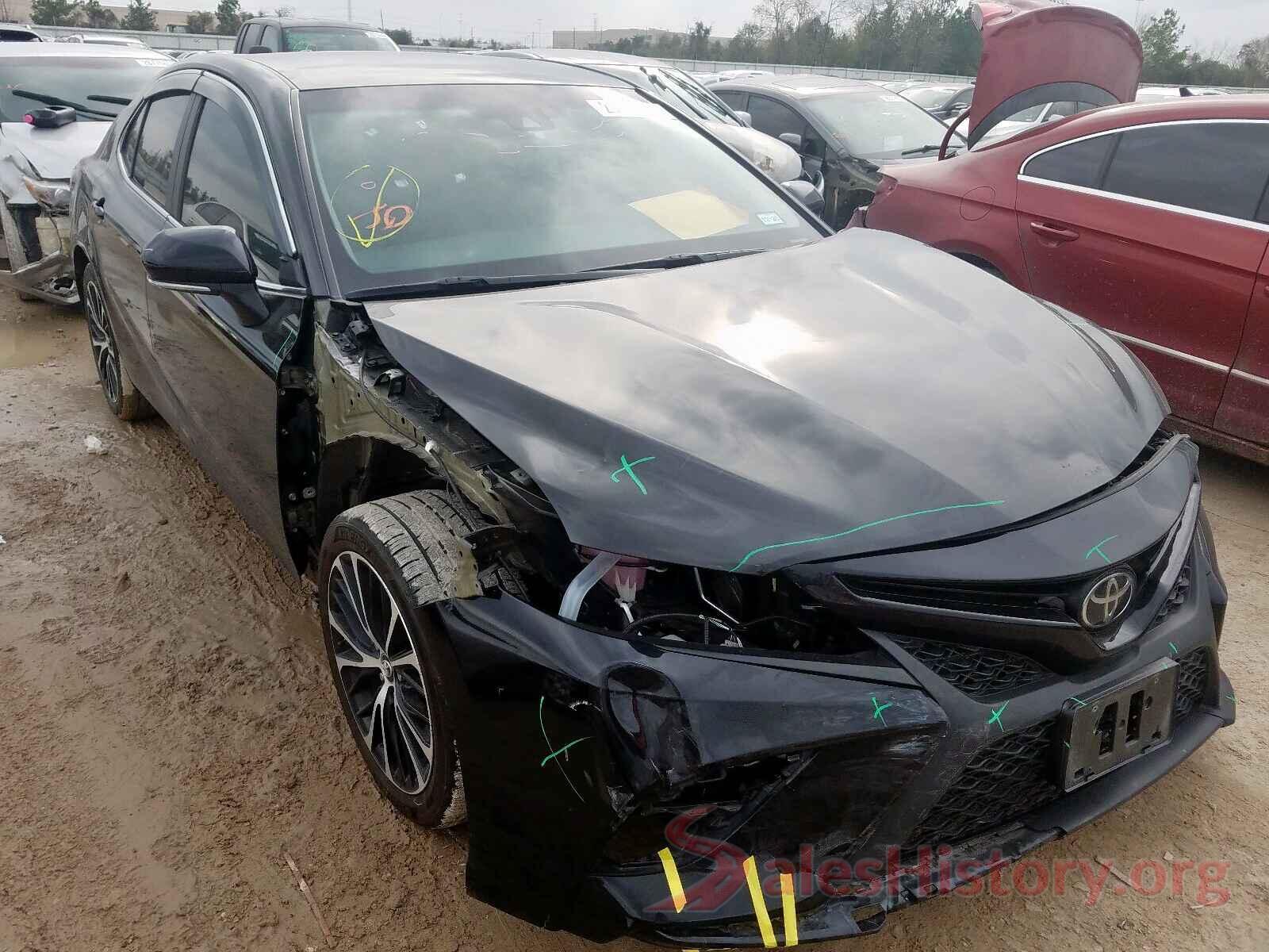 4T1B11HK9JU566360 2018 TOYOTA CAMRY