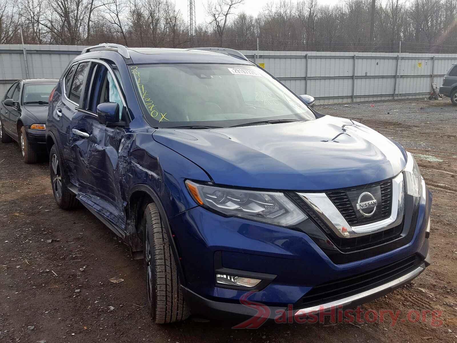 YV4A22RK4L1601678 2017 NISSAN ROGUE