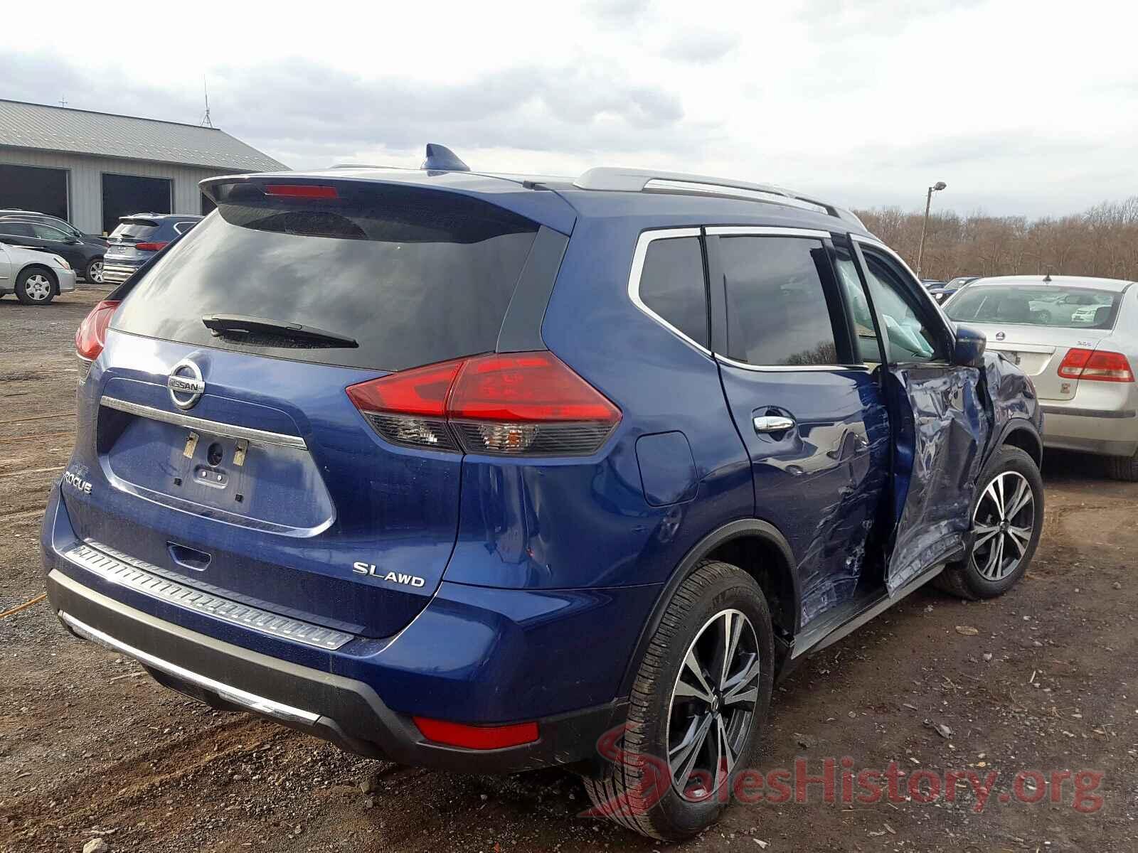 YV4A22RK4L1601678 2017 NISSAN ROGUE