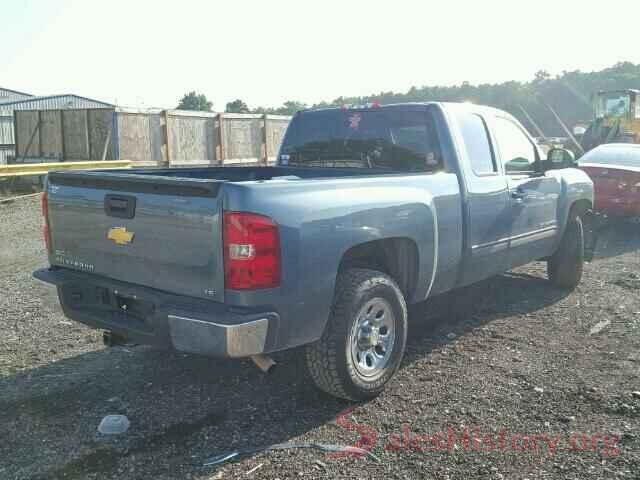 KNDPMCAC2J7418579 2011 CHEVROLET SILVERADO