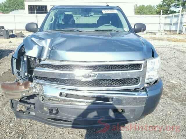 KNDPMCAC2J7418579 2011 CHEVROLET SILVERADO