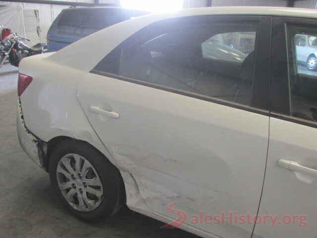 4JGDA5JB5HA933826 2010 KIA FORTE