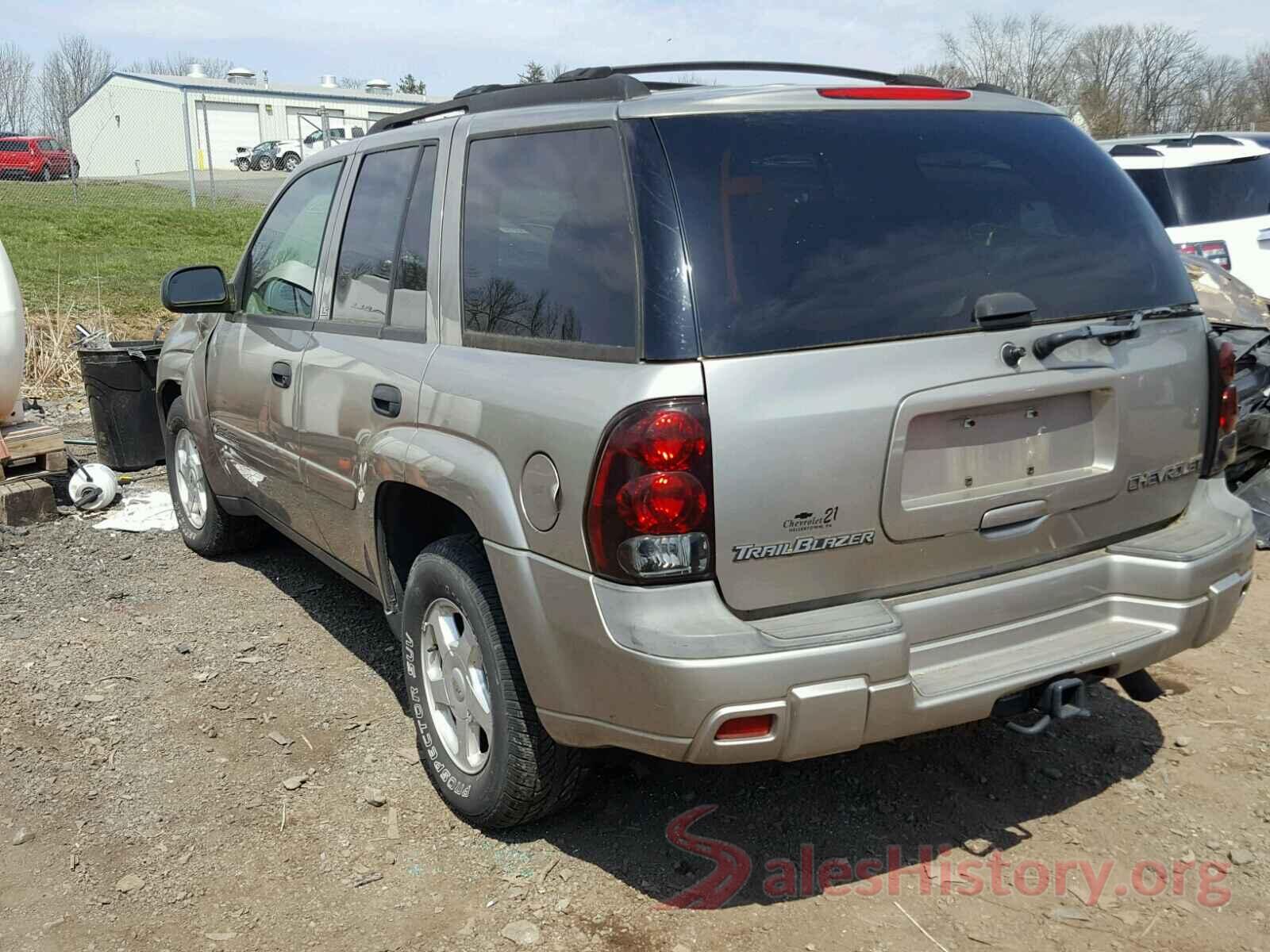 5NPD84LF0KH465580 2002 CHEVROLET TRAILBLAZE