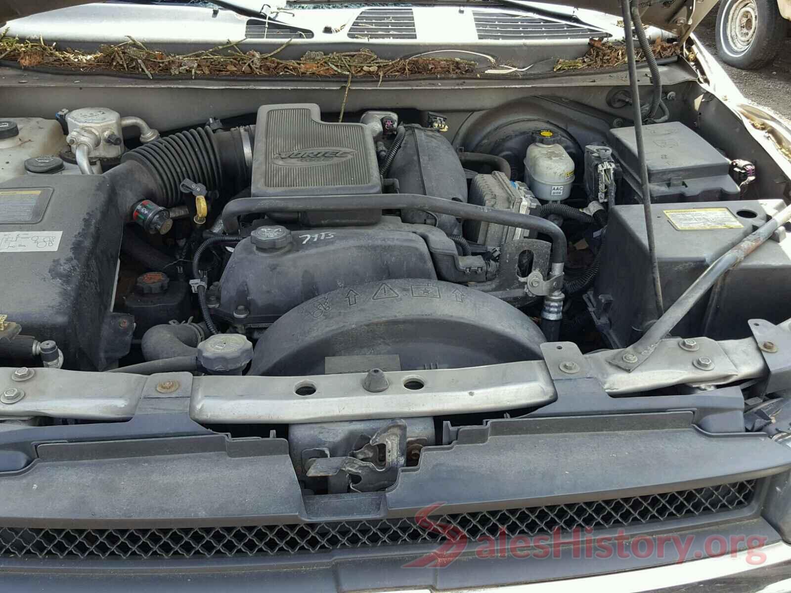 5NPD84LF0KH465580 2002 CHEVROLET TRAILBLAZE