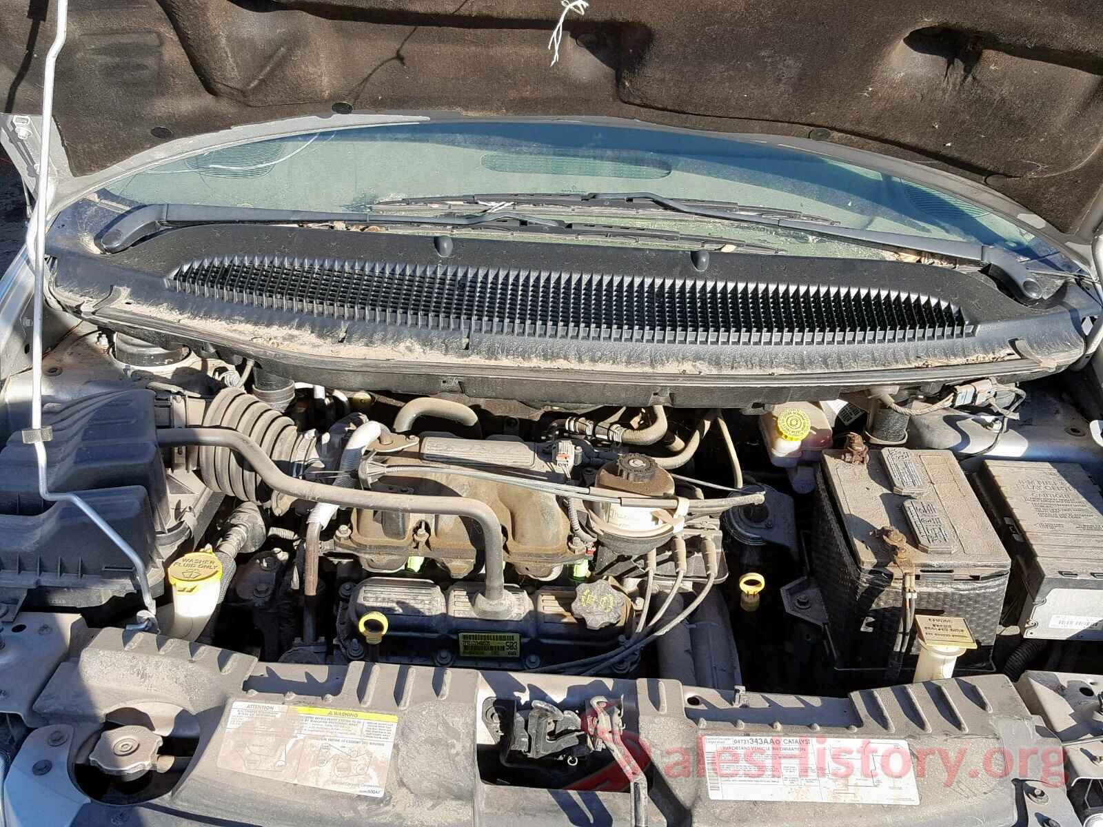 5NPD74LF7KH451971 2005 CHRYSLER TOWN & COU