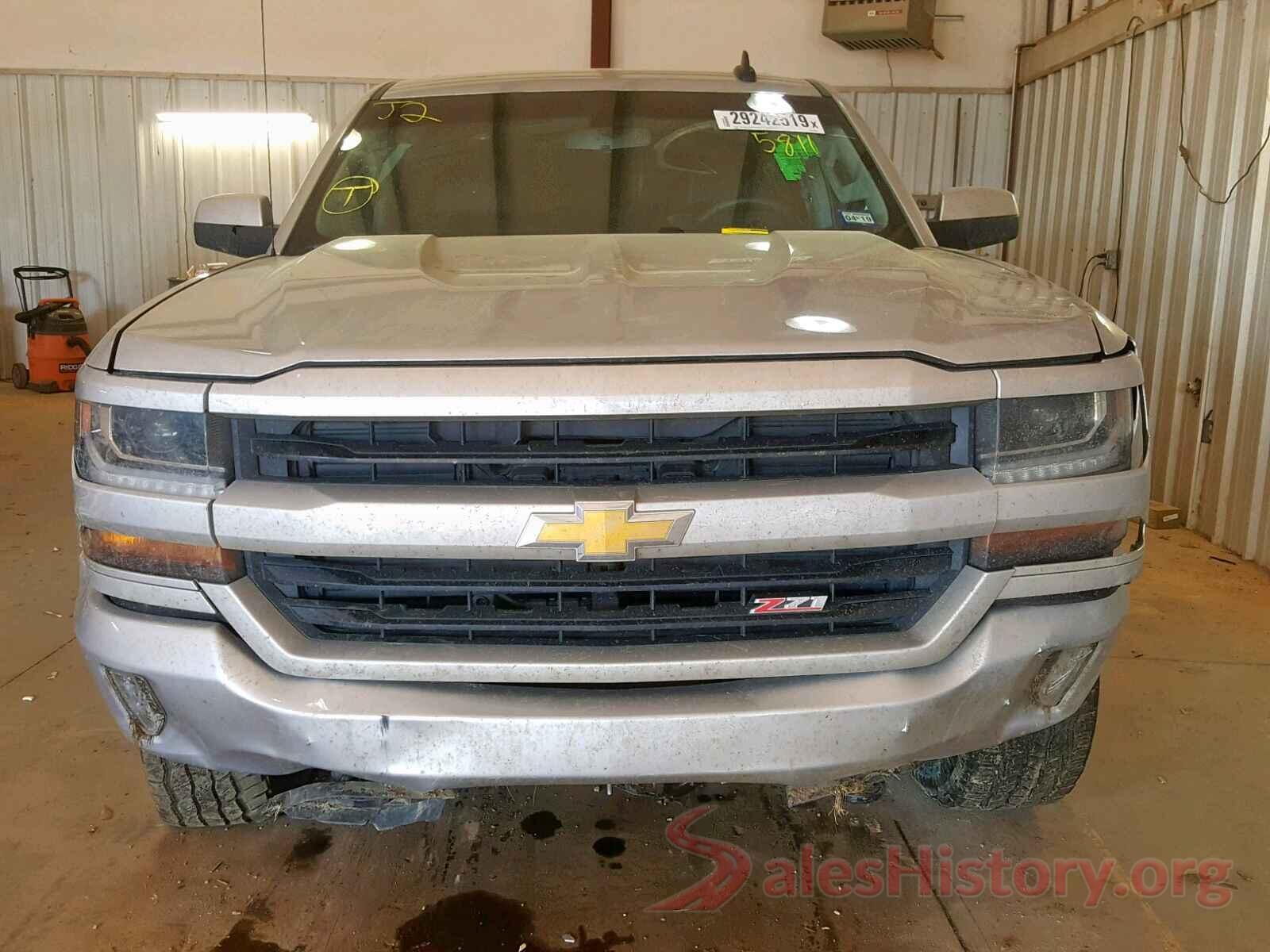 KM8J33A43HU598521 2017 CHEVROLET SILVERADO