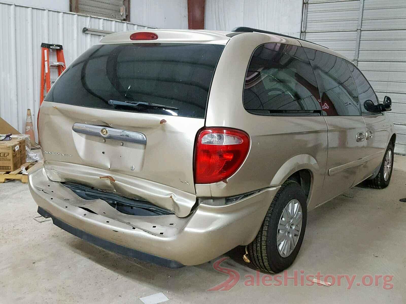 WDC0J4KB5HF277927 2006 CHRYSLER TOWN & COU