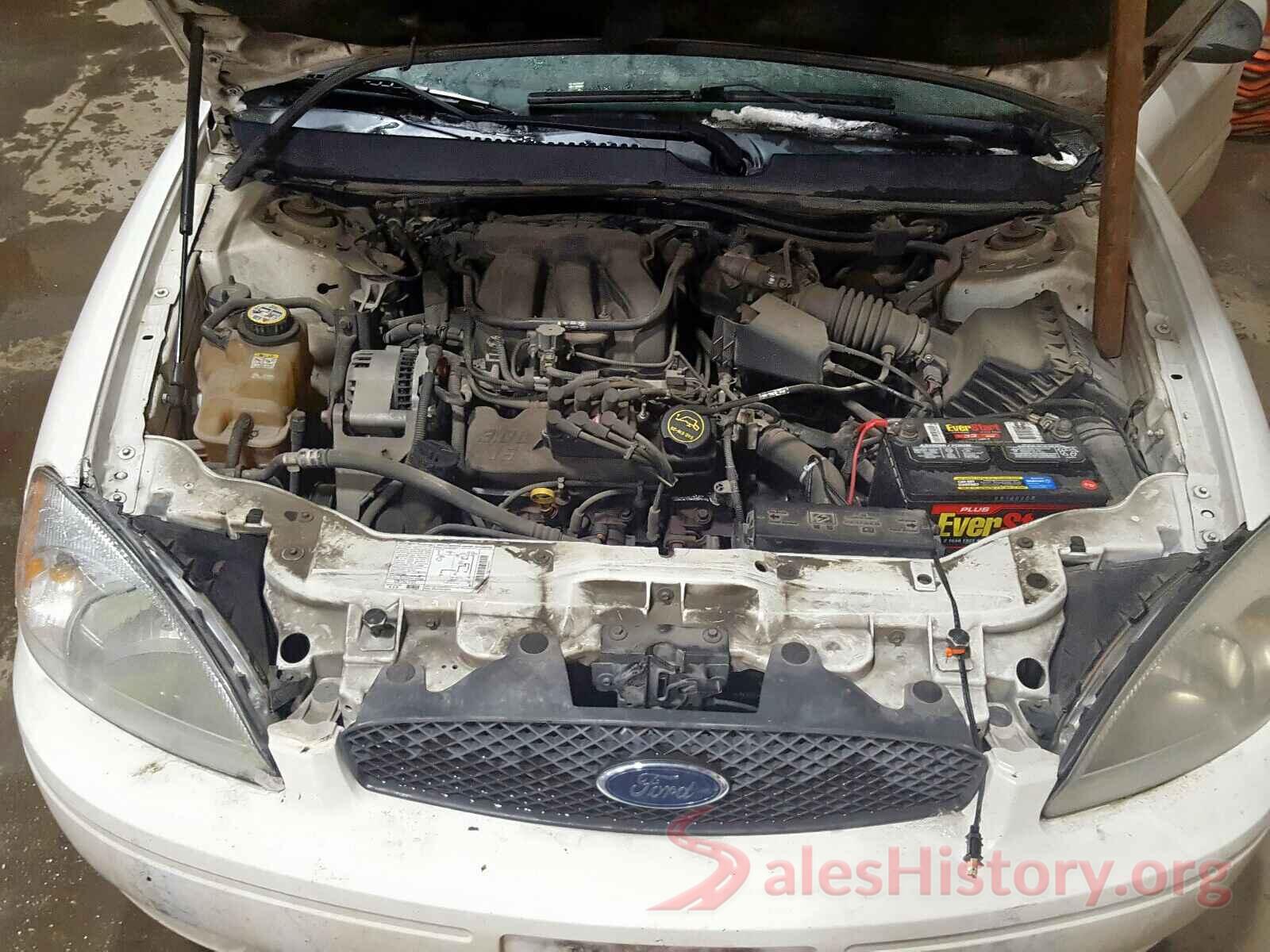 KM8J3CA47HU466779 2004 FORD TAURUS